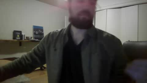 Snapshot of elephantfox chatting on December 17, 1:18 am fox online show from December 17, 1:18 am