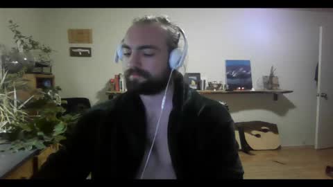 Snapshot of elephantfox chatting on February 22, 5:02 am fox online show from February 22, 5:02 am