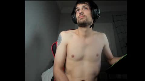 elephantrunkman online show from December 9, 3:40 am