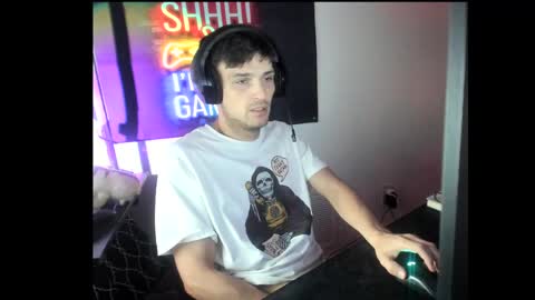 elephantrunkman online show from March 10, 4:28 am