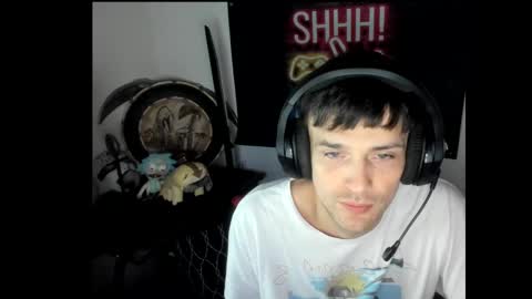 elephantrunkman online show from February 25, 4:14 am