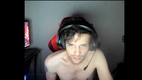 elephantrunkman online show from January 5, 5:30 am