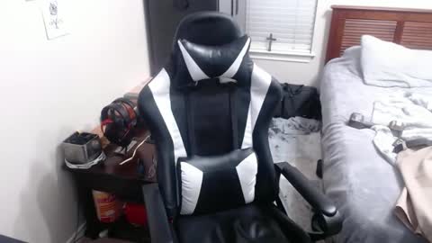 Walker online show from September 27, 5:05 am