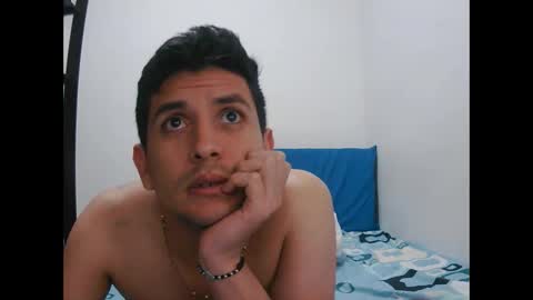 elflakocl online show from April 13, 6:30 pm