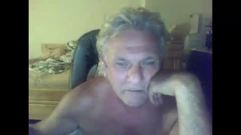 elgreko11 online show from September 23, 1:54 pm