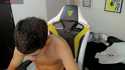 Snapshot of elii_797 chatting on October 2, 5:17 pm bby-santy online show from October 2, 5:17 pm