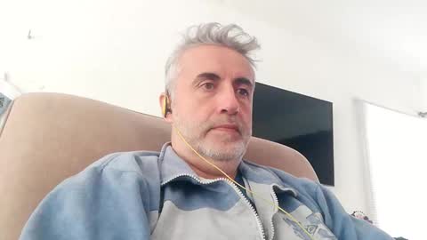 fer online show from December 23, 3:23 pm