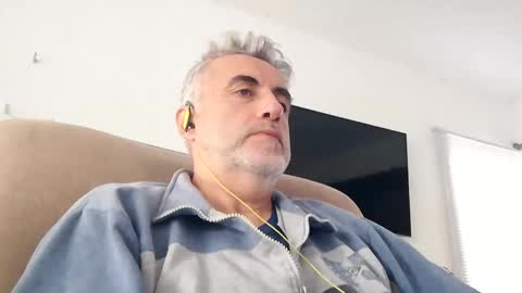 fer online show from December 16, 2:05 pm