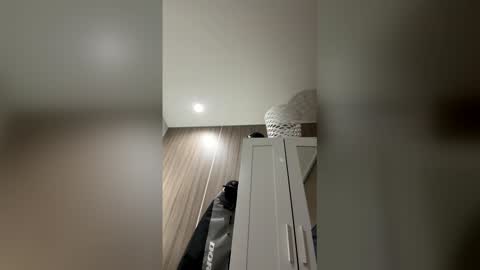 elmismoqtal online show from April 15, 8:47 am