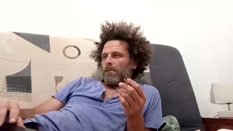 elyjahoye online show from April 6, 9:04 pm