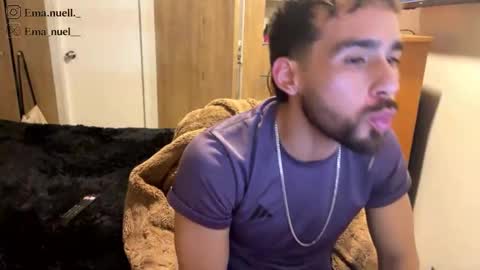 emanuell___ online show from June 9, 2:13 am