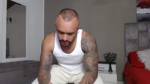 emanuelspencer online show from April 22, 6:52 am