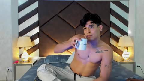 EmilianoBrl online show from March 3, 11:12 pm