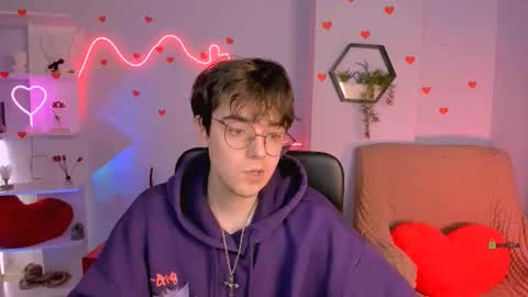 Emmi online show from February 13, 9:15 am