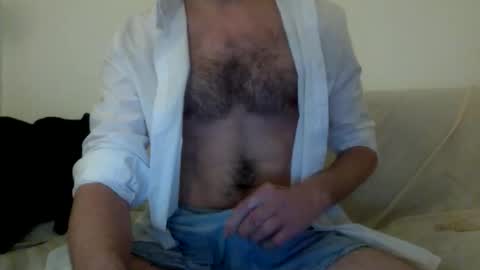 endymioon online show from March 31, 7:48 pm