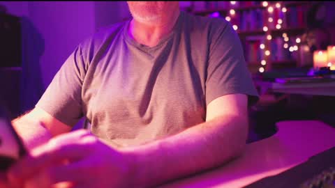 uk online show from December 24, 11:55 pm