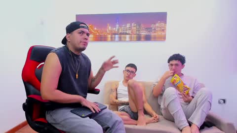 enrique online show from December 16, 1:00 pm