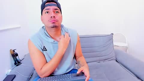 enrique online show from February 13, 12:32 pm