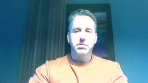 Snapshot of enzoenzo7 chatting on December 14, 3:15 pm Enzos Massive Cock online show from December 14, 3:15 pm