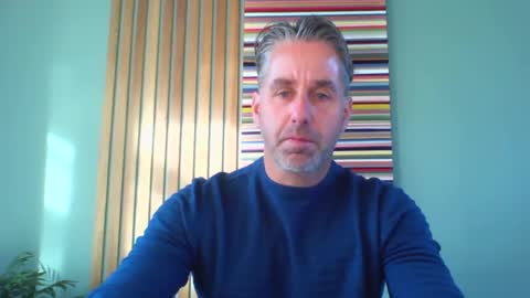 Snapshot of enzoenzo7 chatting on September 23, 7:07 am Enzos Massive Cock online show from September 23, 7:07 am