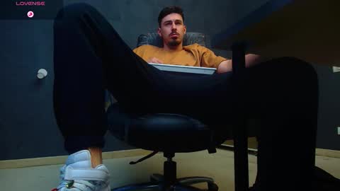 EnzoRace online show from October 9, 7:13 am