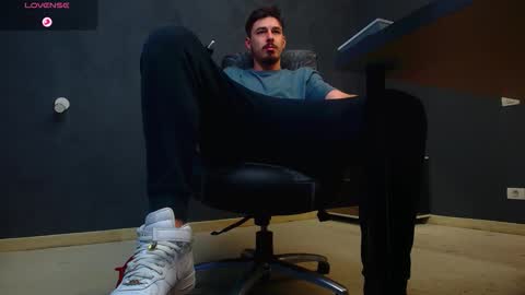 EnzoRace online show from October 15, 10:12 am