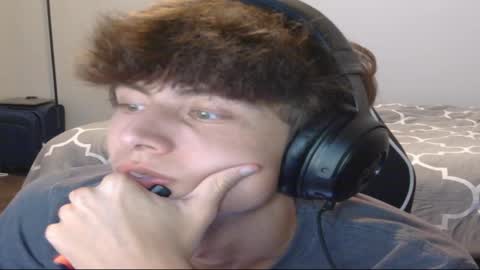 Snapshot of eprahsdahc chatting on September 24, 4:01 am eprahsdahc online show from September 24, 4:01 am