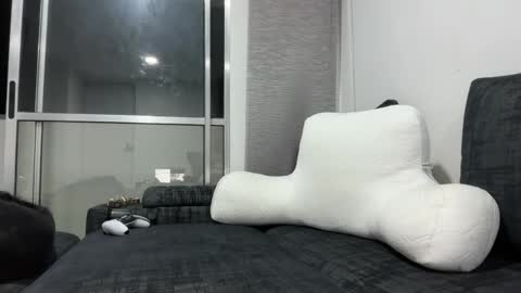 Tht BOSS Eren online show from April 6, 4:31 am