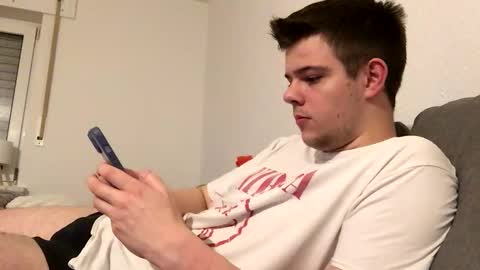 eric123754216 online show from November 10, 4:45 pm