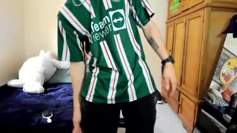 erick_de_rossee online show from April 18, 6:53 pm