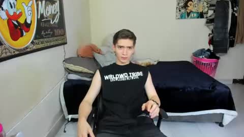 erick_de_rossee online show from July 30, 7:02 pm