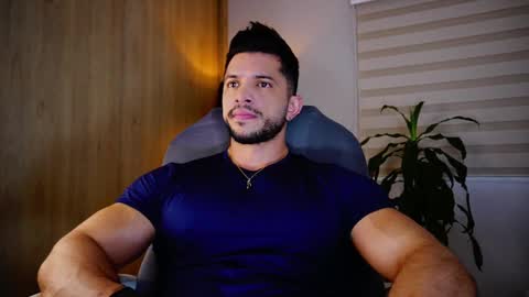 Erick Thompson online show from February 11, 9:25 pm