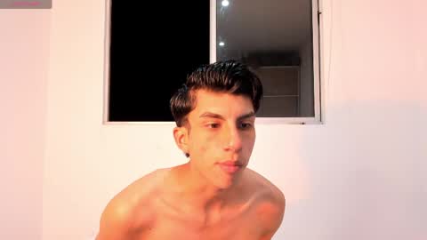 erick online show from May 27, 5:04 am