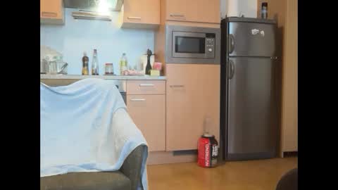 erik6980 online show from March 7, 6:11 am