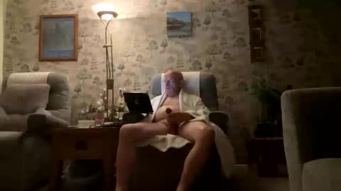 Snapshot of erman1955 chatting on October 31, 10:24 pm erman1955 online show from October 31, 10:24 pm