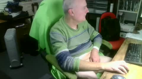 ernello online show from October 25, 7:10 am