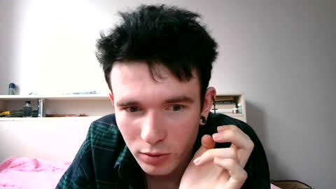 Ernest online show from March 26, 11:14 am