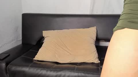 eros_becker_ online show from October 9, 5:07 pm