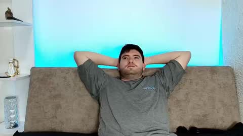 JUAN DAVID online show from March 2, 6:15 pm