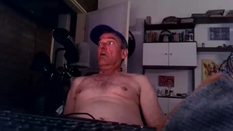 erwinchatur online show from May 16, 1:58 am