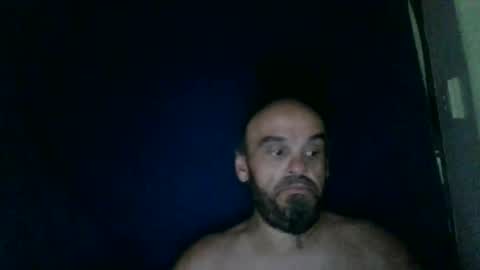Snapshot of essensualelf chatting on October 25, 2:24 am Essensual Elf online show from October 25, 2:24 am