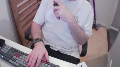 Morph online show from February 7, 9:31 pm