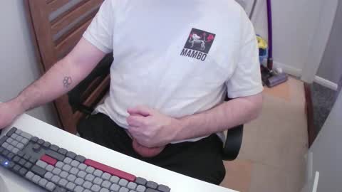 Morph online show from February 15, 8:28 pm