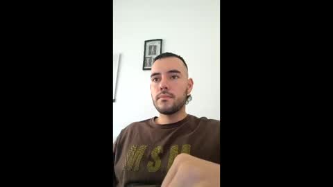 Esteban Reyes  independent model online show from January 6, 2:32 pm