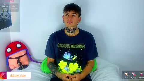 Esteban independent model online show from January 16, 12:09 pm