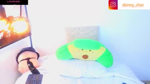 Esteban independent model online show from September 16, 12:17 pm