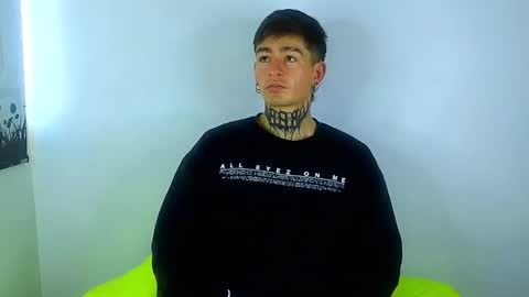 Esteban independent model online show from March 10, 12:17 pm