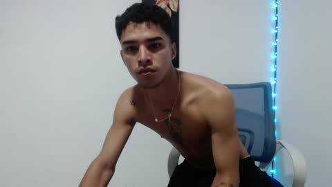 Esteban online show from March 30, 10:49 am