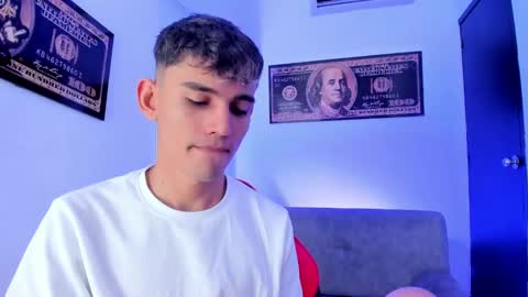 Esteban online show from December 6, 12:05 pm