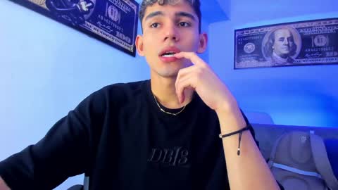 Esteban online show from December 18, 12:07 pm